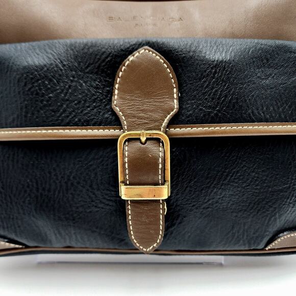 VINTAGE BALENCIAGA BLACK AND BROWN LEATHER TOILETRY BAG - Picture 2 of 16